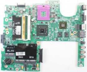 Dell Studio 1555 - Motherboard - 0C235M - DA0FM8MB8E0 - Rev.A00 - 31FM8MB0030 - ATI 512MB